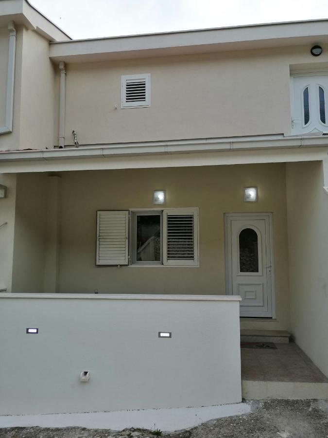 Apartment Lijana Sea View Tučepi エクステリア 写真