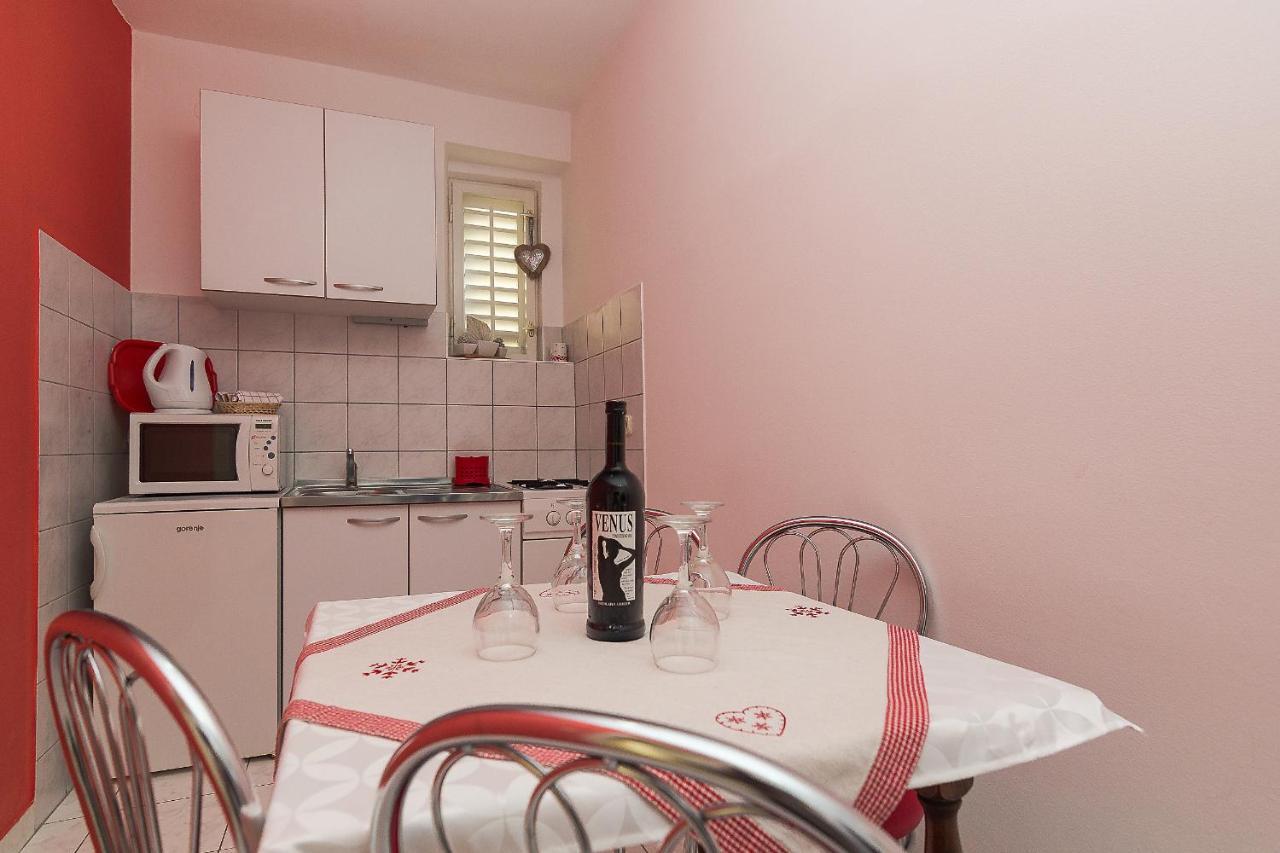 Apartment Lijana Sea View Tučepi エクステリア 写真